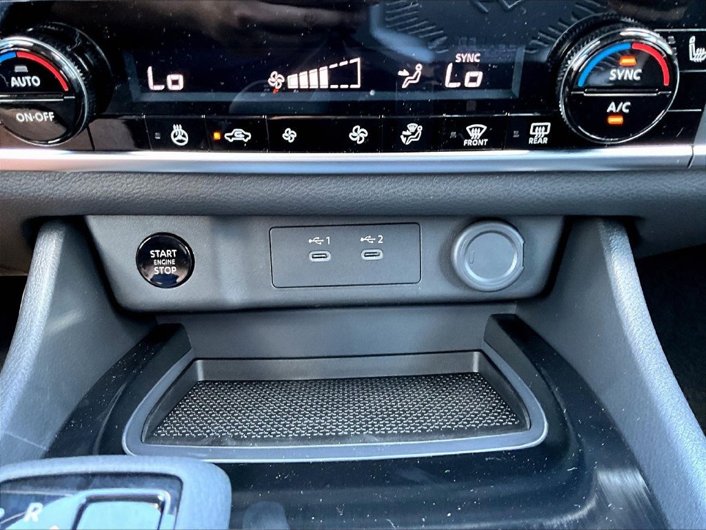 New 2026 Nissan Rogue Dark Armor AWD/4WD image 24