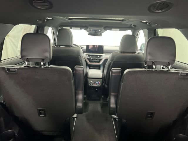 Used 2025 Ford Explorer ST-Line w/ Premium Package AWD/4WD image 10