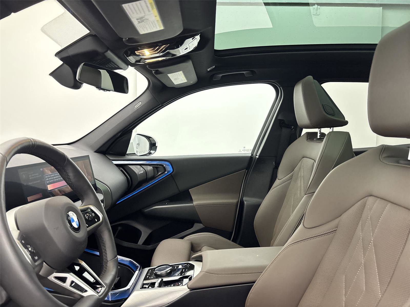 Used 2025 BMW X3 xDrive30i w/ Premium Package image 24