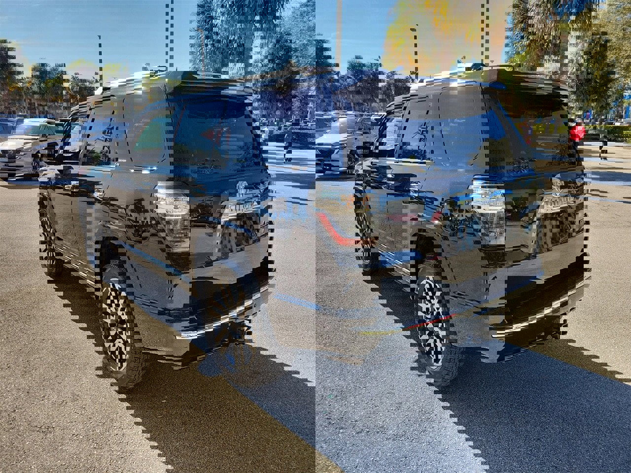 Used 2024 Toyota 4Runner Limited image 4