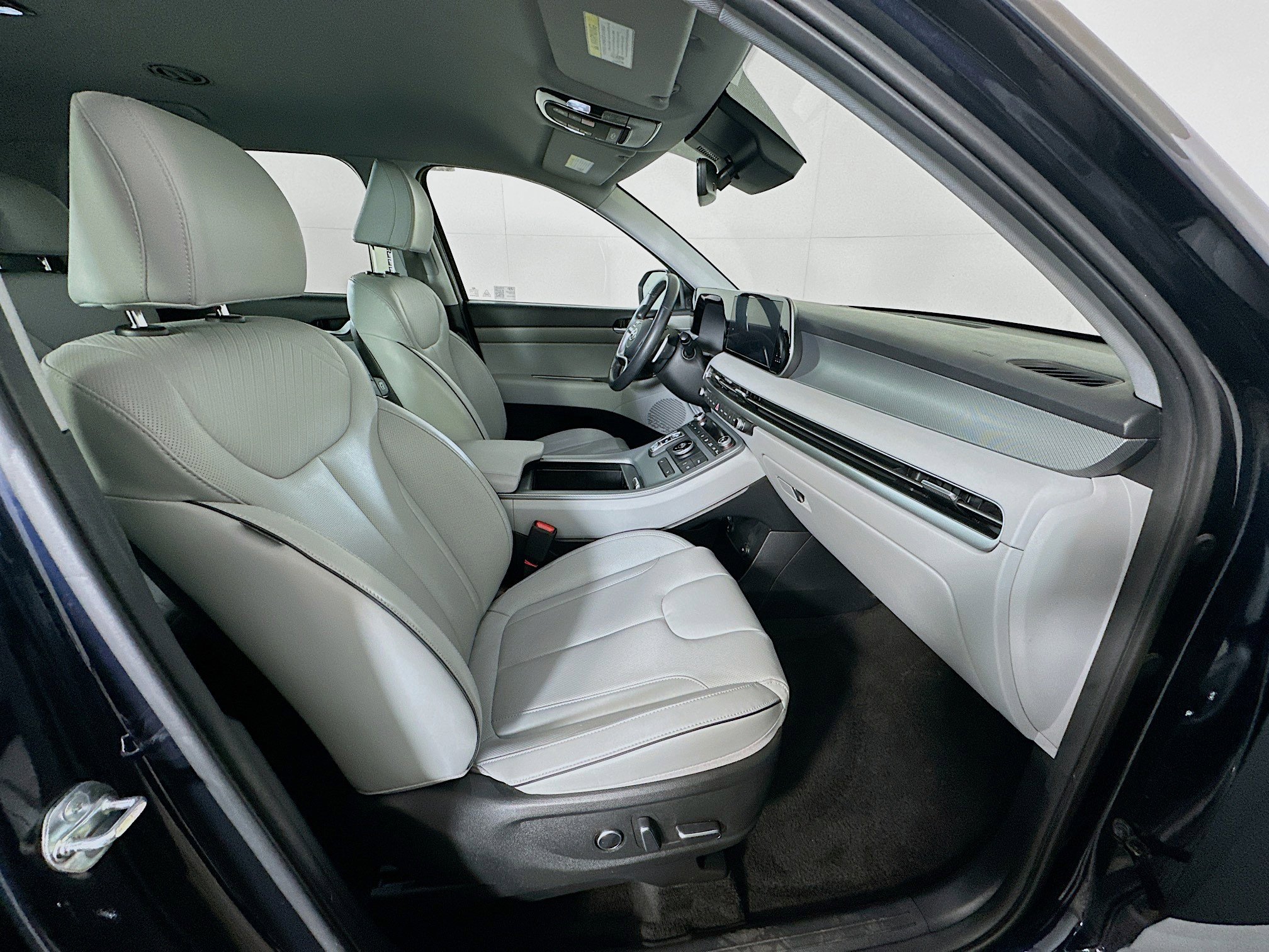 Used 2025 Hyundai Palisade SEL image 34