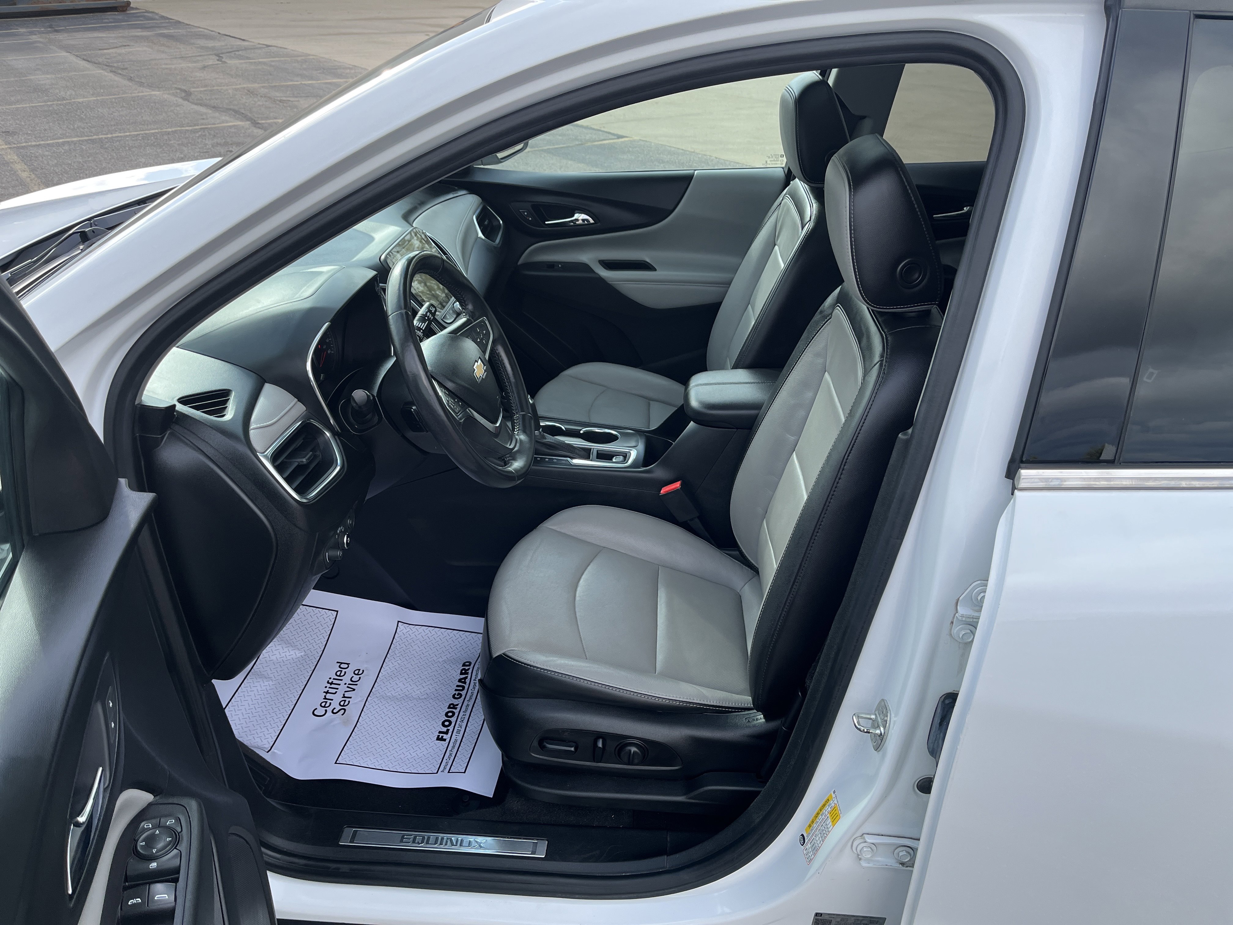 Used 2020 Chevrolet Equinox Premier AWD/4WD image 9