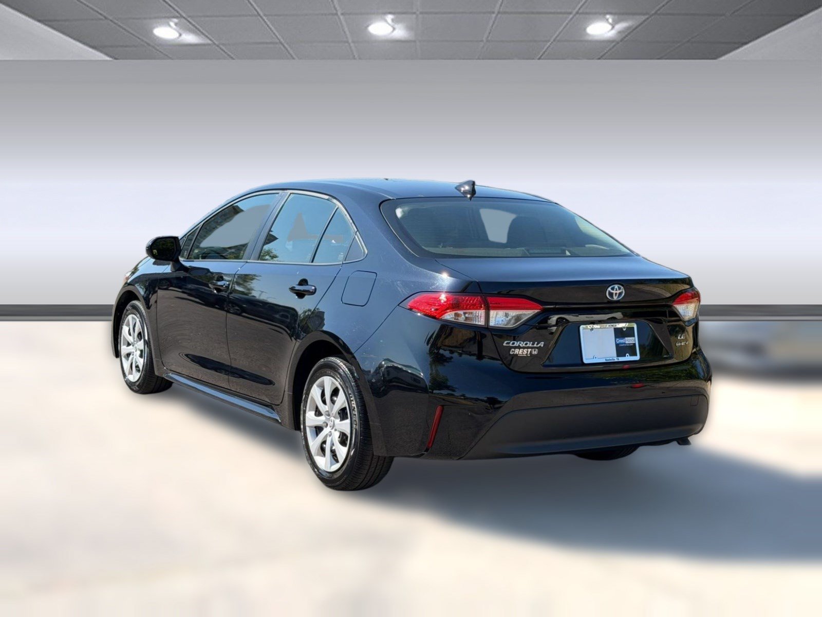 Used 2025 Toyota Corolla LE FWD image 3