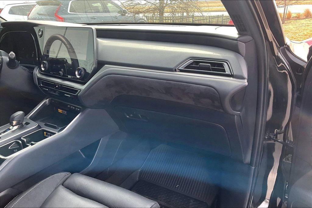 Used 2025 Lexus TX 350 350 Luxury w/ Technology Package image 20