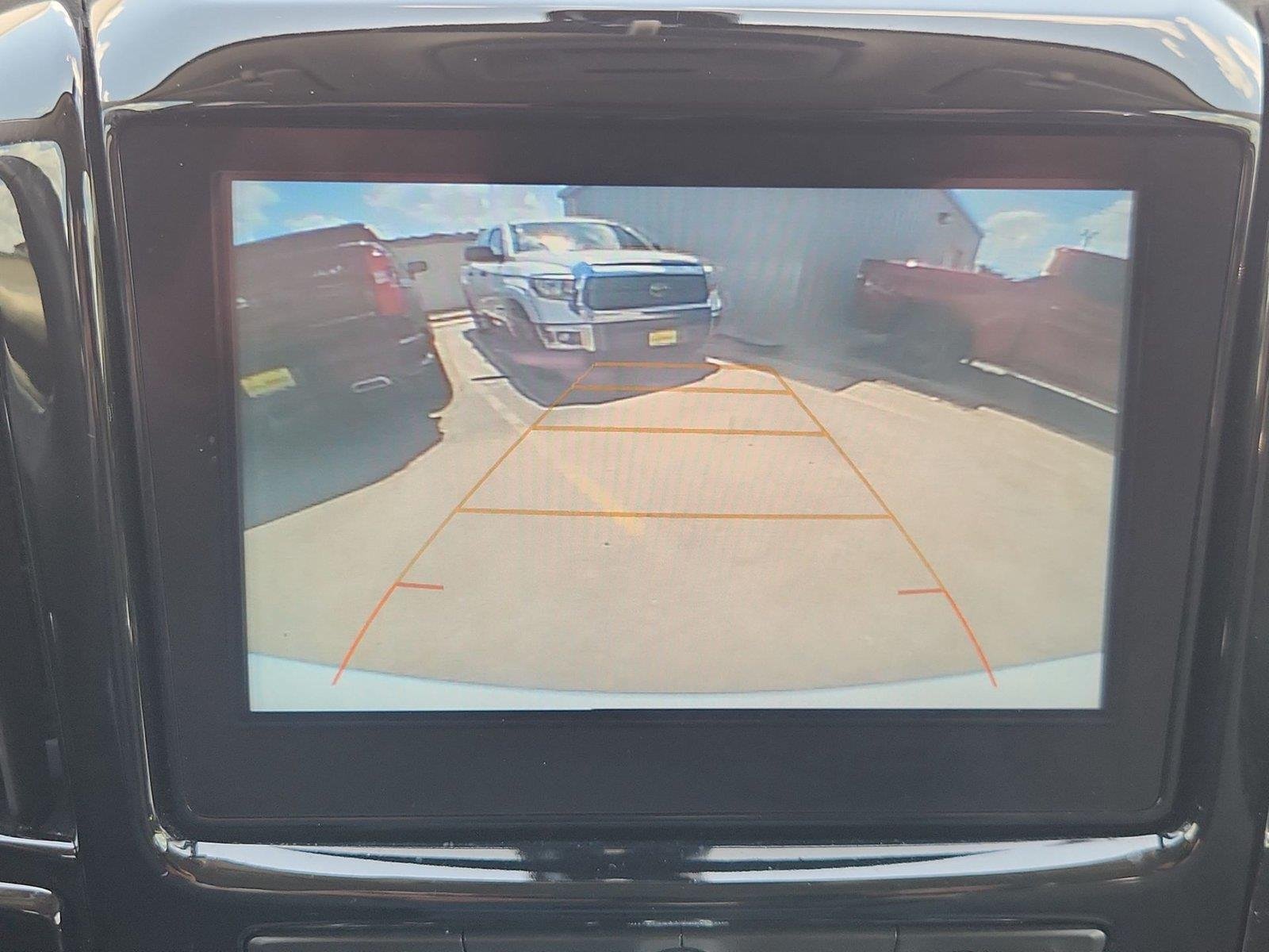 Certified 2019 Chevrolet Traverse LT FWD image 14