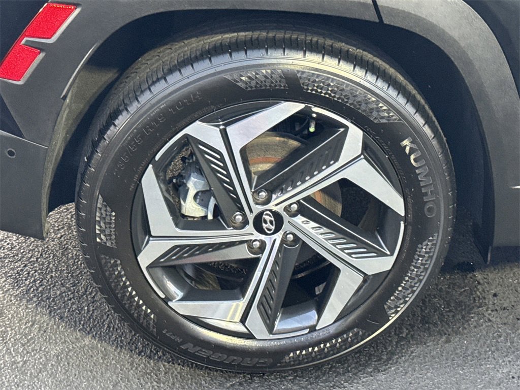 Used 2022 Hyundai Tucson Limited image 17