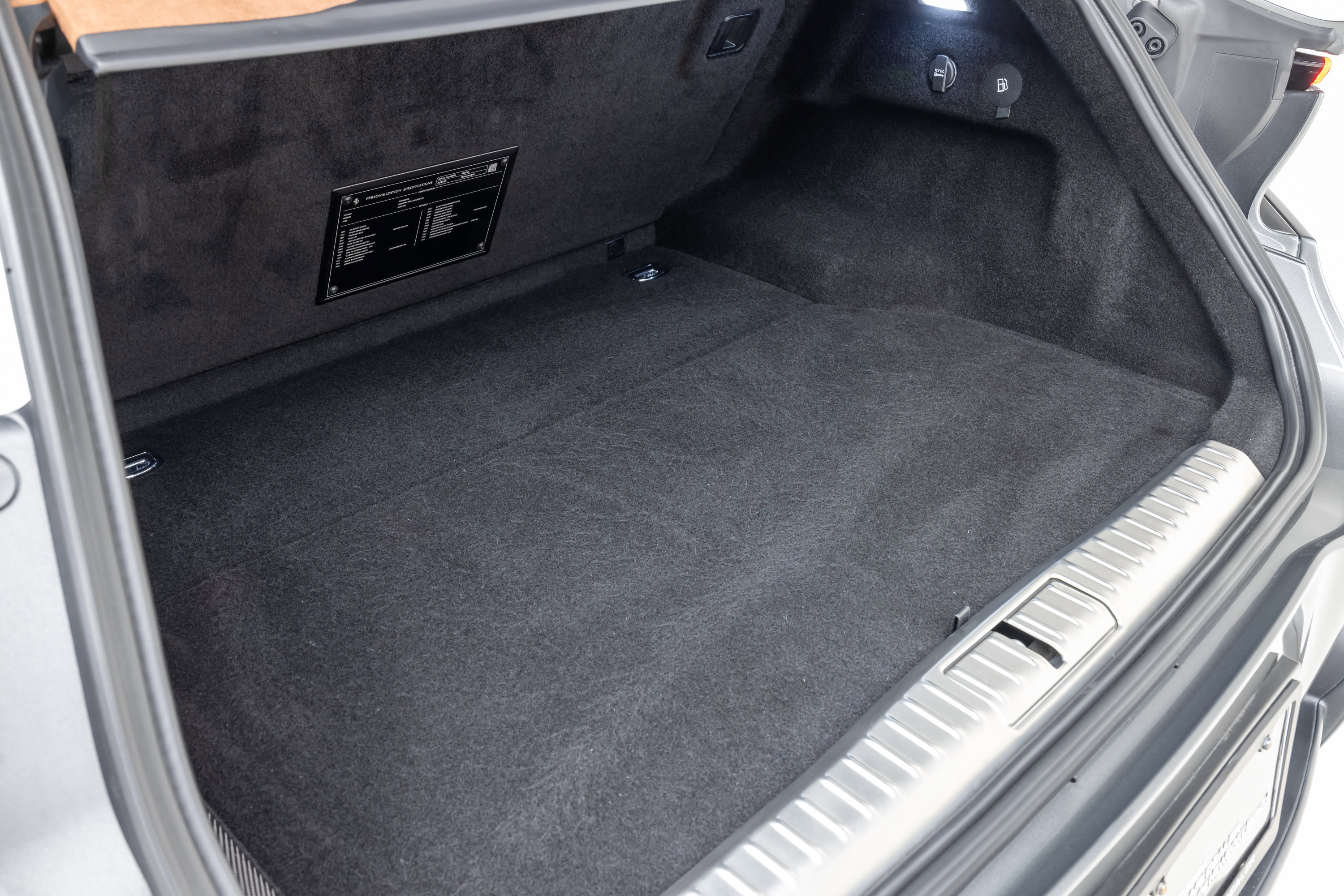 Certified 2023 Ferrari Purosangue image 23