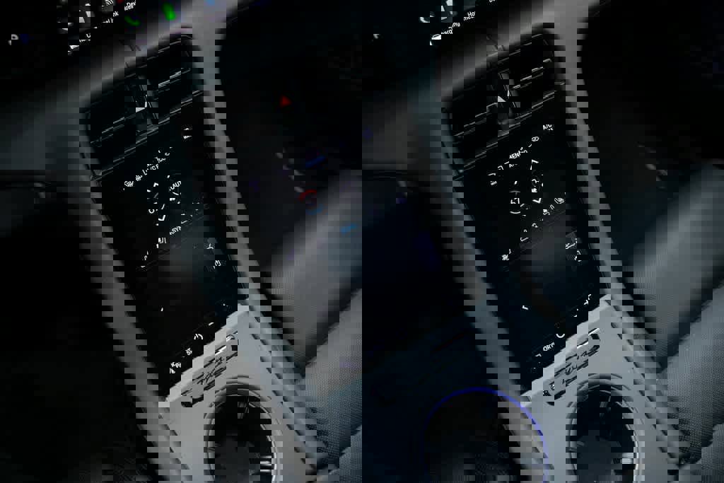 Certified 2022 Porsche Taycan 4 Cross Turismo image 15