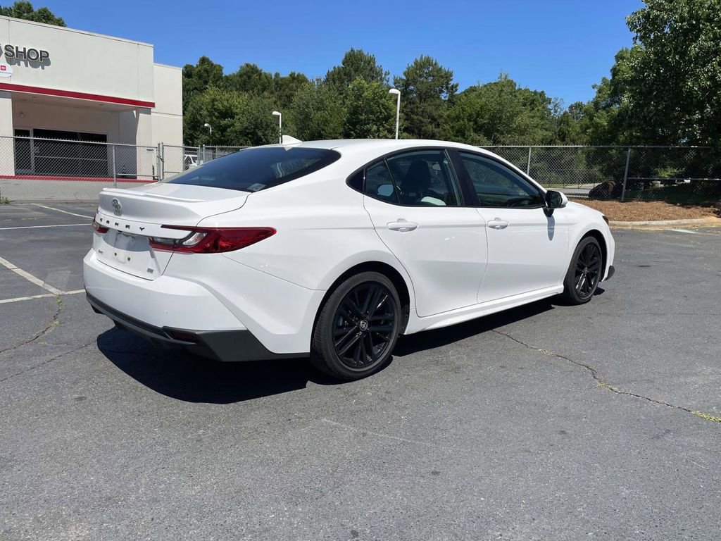 Used 2025 Toyota Camry SE w/ Convenience Package FWD image 27