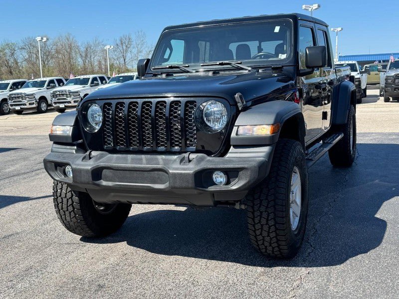 Used 2020 Jeep Gladiator Sport w/ Quick Order Package 24S AWD/4WD image 8