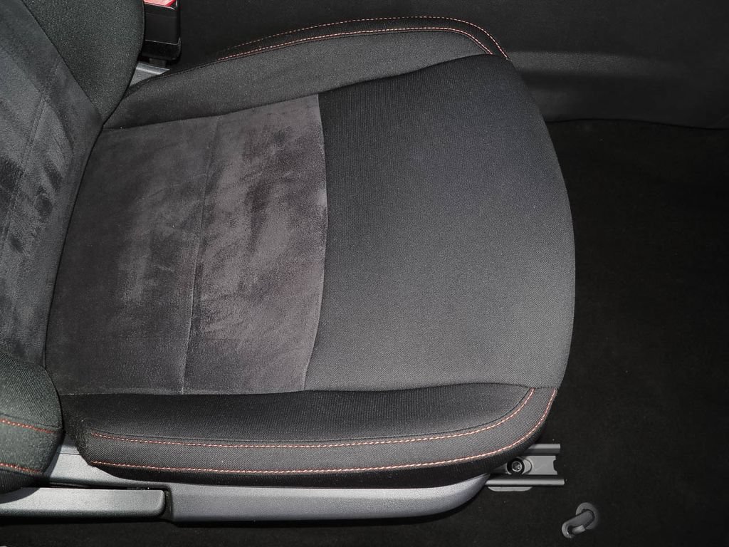 Used 2025 Nissan Sentra SR FWD image 19
