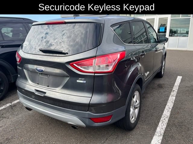 Used 2016 Ford Escape SE w/ SE Cold Weather Package AWD/4WD image 5