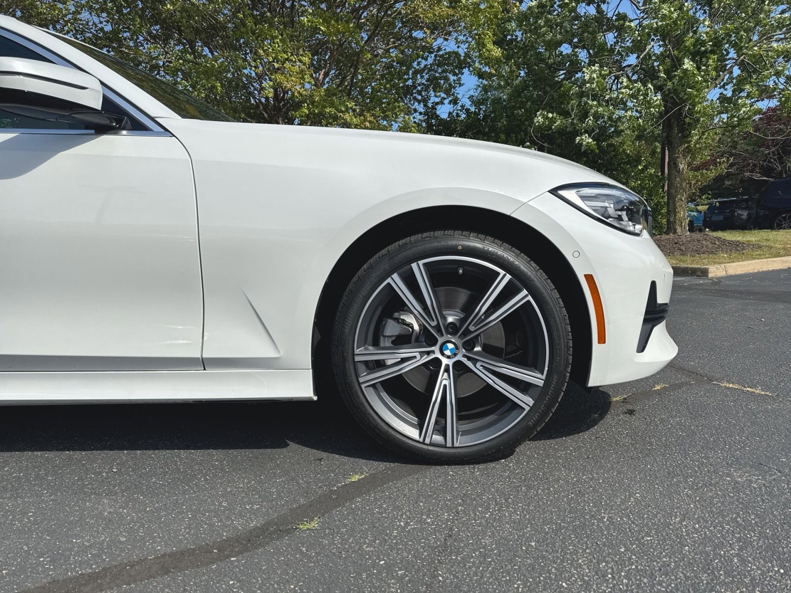 Used 2022 BMW 330i xDrive Sedan w/ Driving Assistance Package AWD/4WD image 2