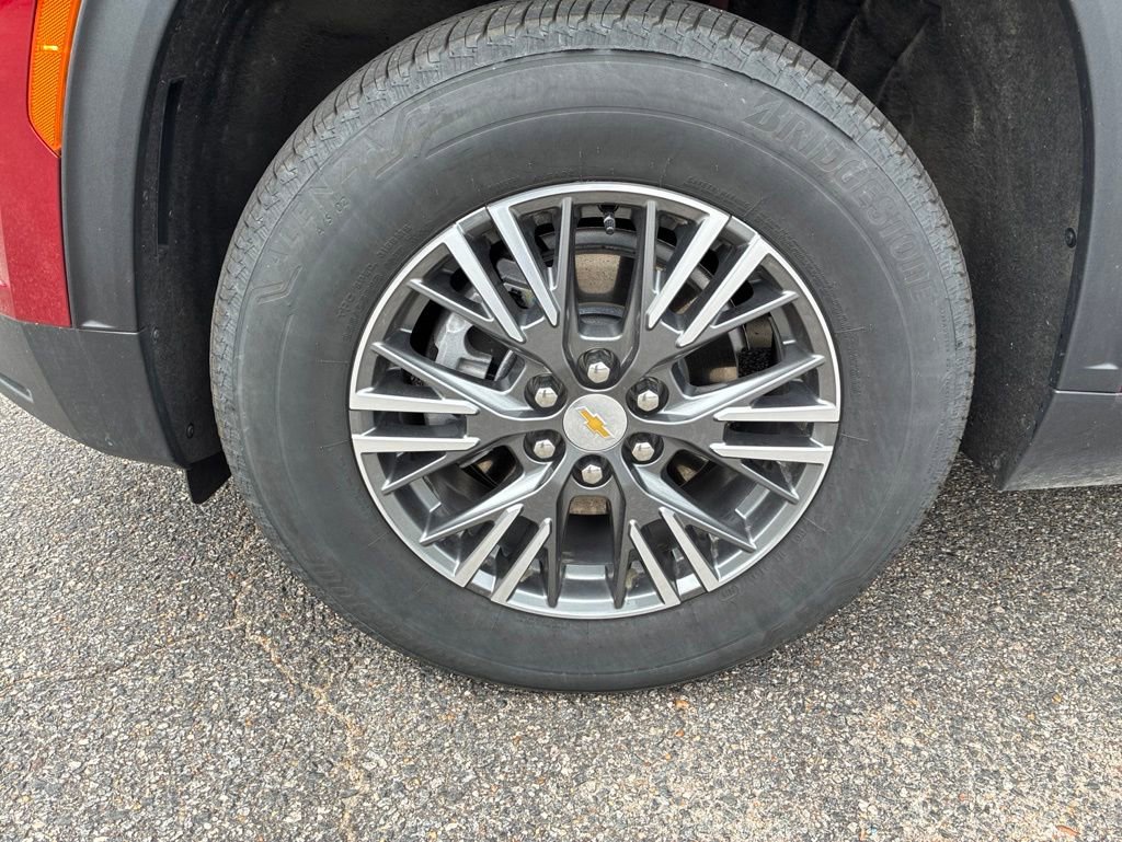 Used 2026 Chevrolet Traverse LT AWD/4WD image 10