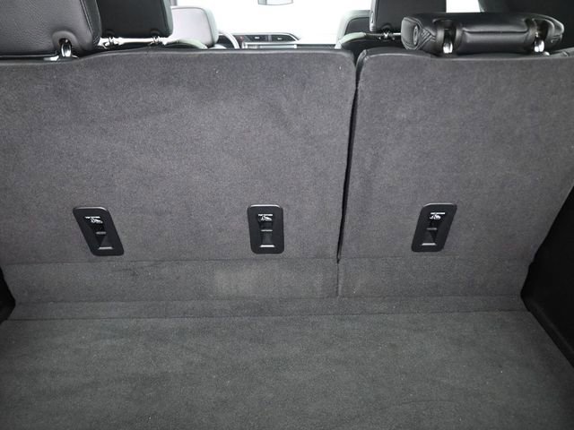 Used 2024 GMC Yukon XL Denali image 16