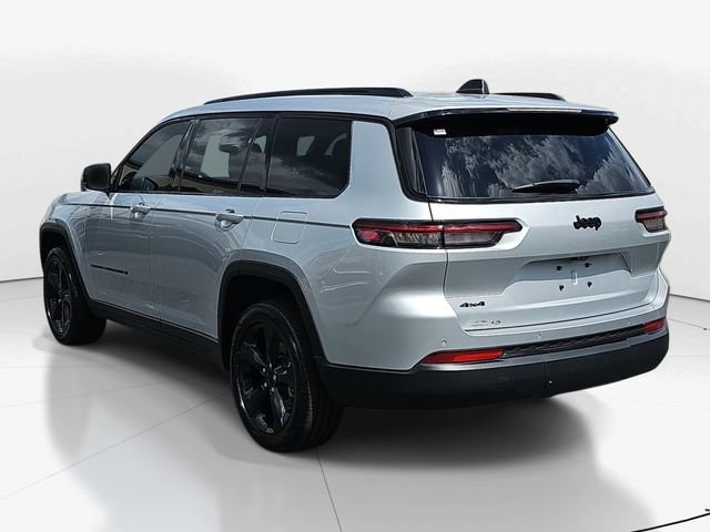 Used 2024 Jeep Grand Cherokee L Altitude image 7