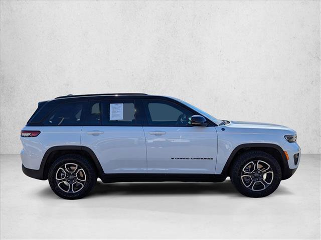 Used 2023 Jeep Grand Cherokee Trailhawk image 4