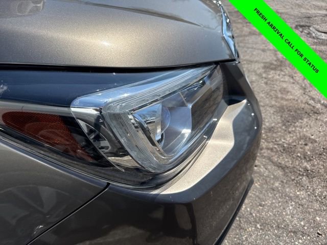 Used 2017 Subaru Forester 2.5i Touring AWD/4WD image 4