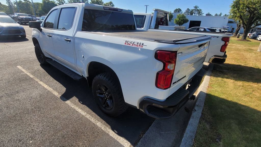 Used 2022 Chevrolet Silverado 1500 Custom Trail Boss AWD/4WD image 12