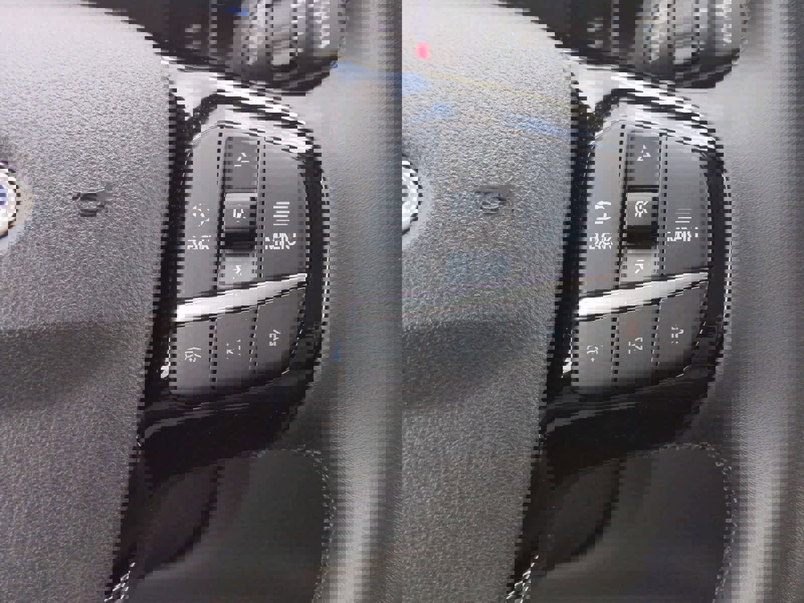 Used 2024 Ford Escape SE image 24