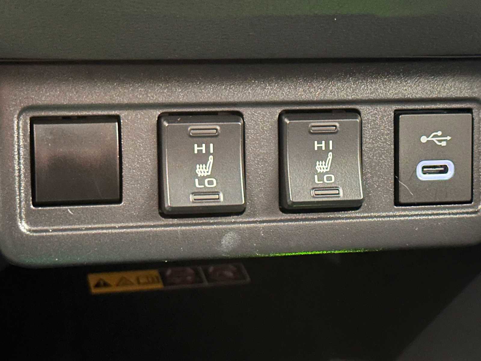 Certified 2024 Toyota Corolla Cross XLE image 16