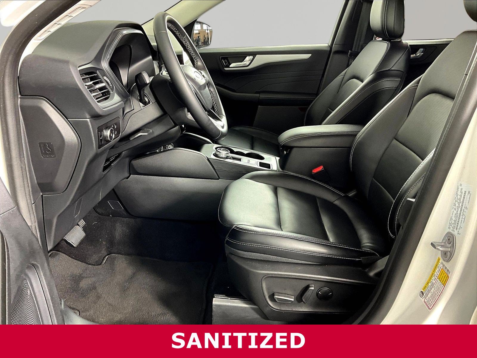Used 2023 Ford Escape Platinum AWD/4WD image 19