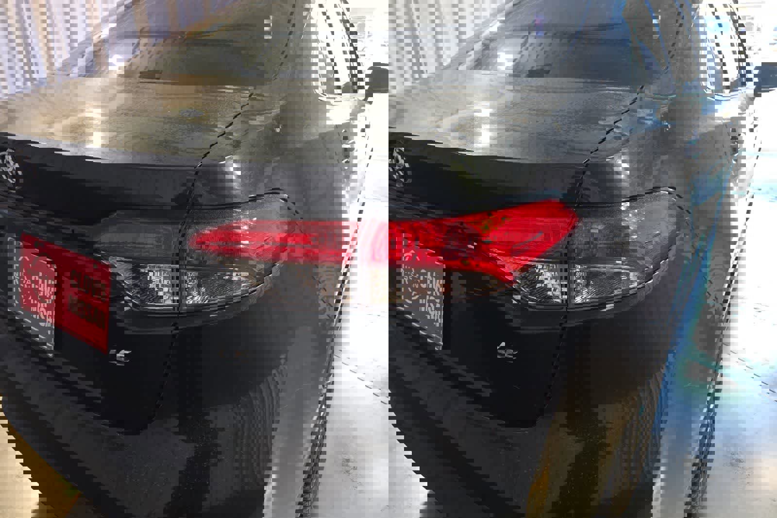 Used 2020 Toyota Corolla LE image 13