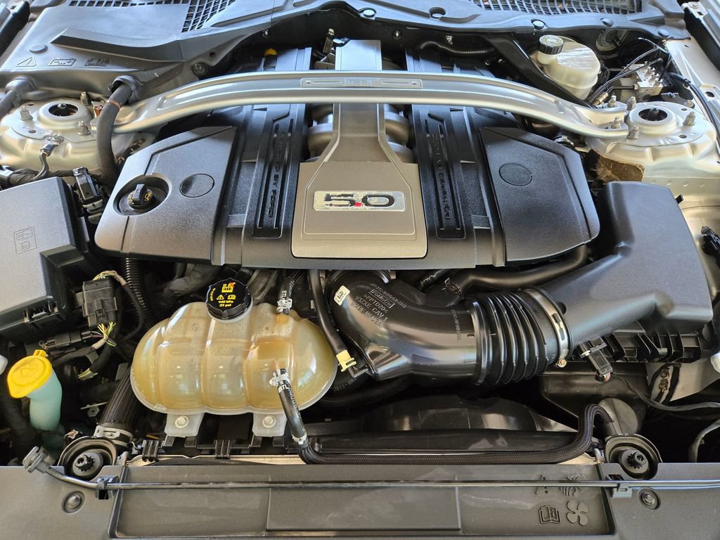 Used 2019 Ford Mustang GT Premium RWD image 29