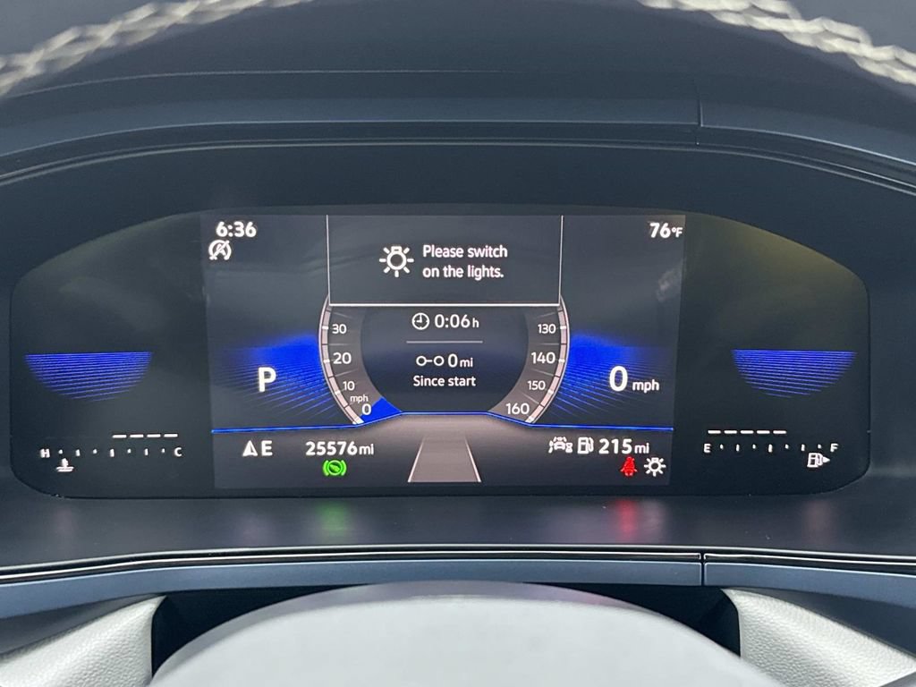 Used 2023 Volkswagen Taos SE w/ Panoramic Sunroof Package FWD image 24