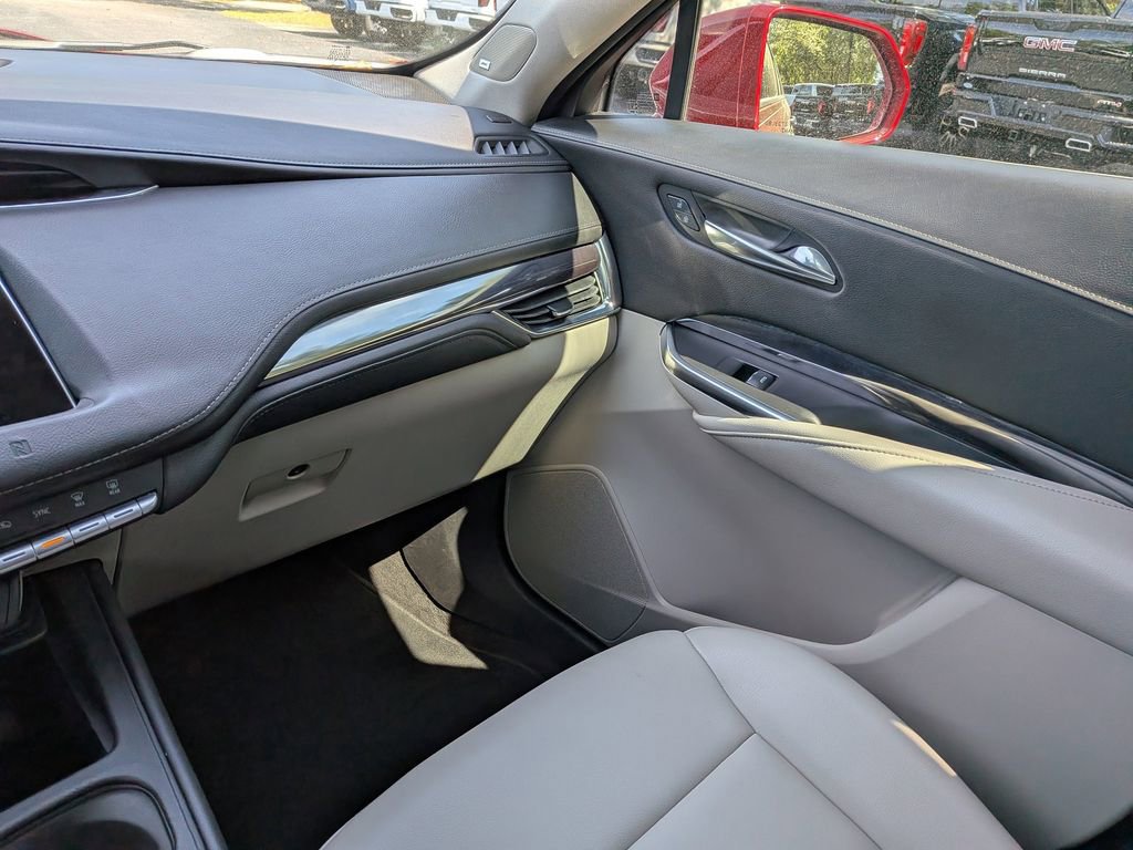 Used 2019 Cadillac XT4 Luxury image 19