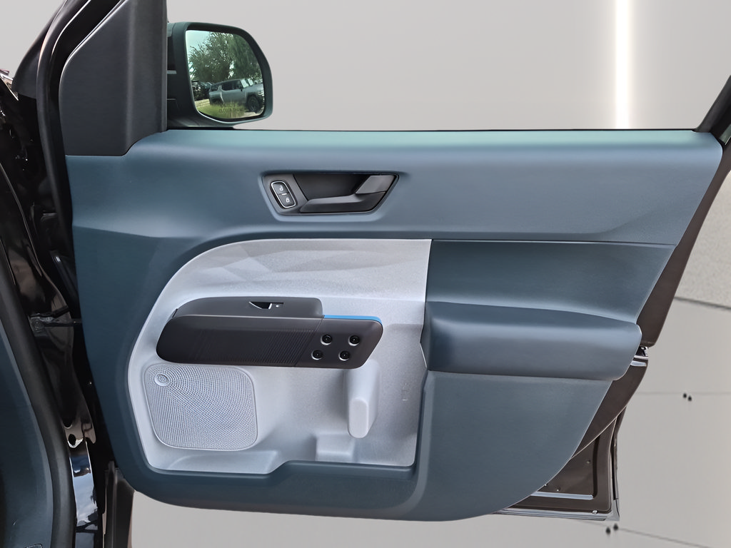 Used 2026 Ford Maverick XLT w/ XLT Luxury Package FWD image 42