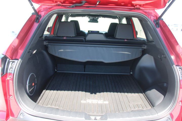 Used 2025 Toyota Corolla Cross AWD Hybrid w/ Moonroof Package image 14