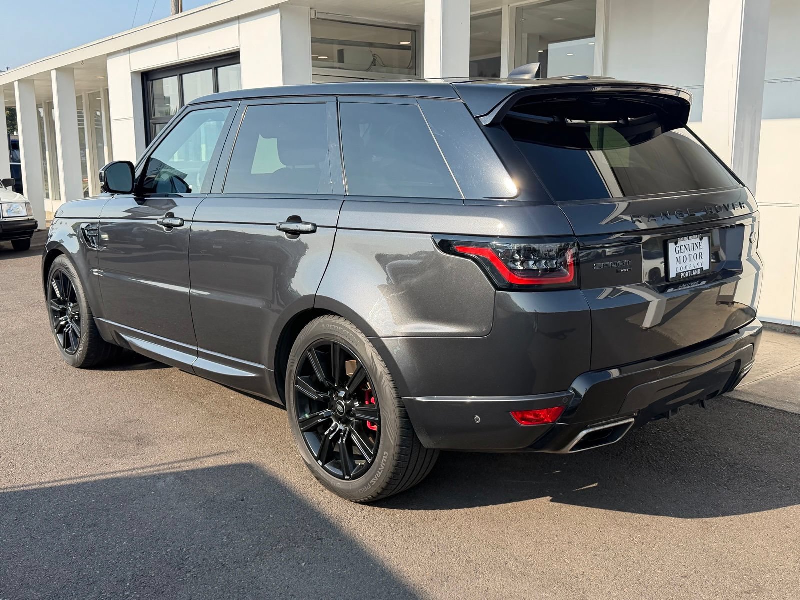 Used 2021 Land Rover Range Rover Sport HST AWD/4WD image 3