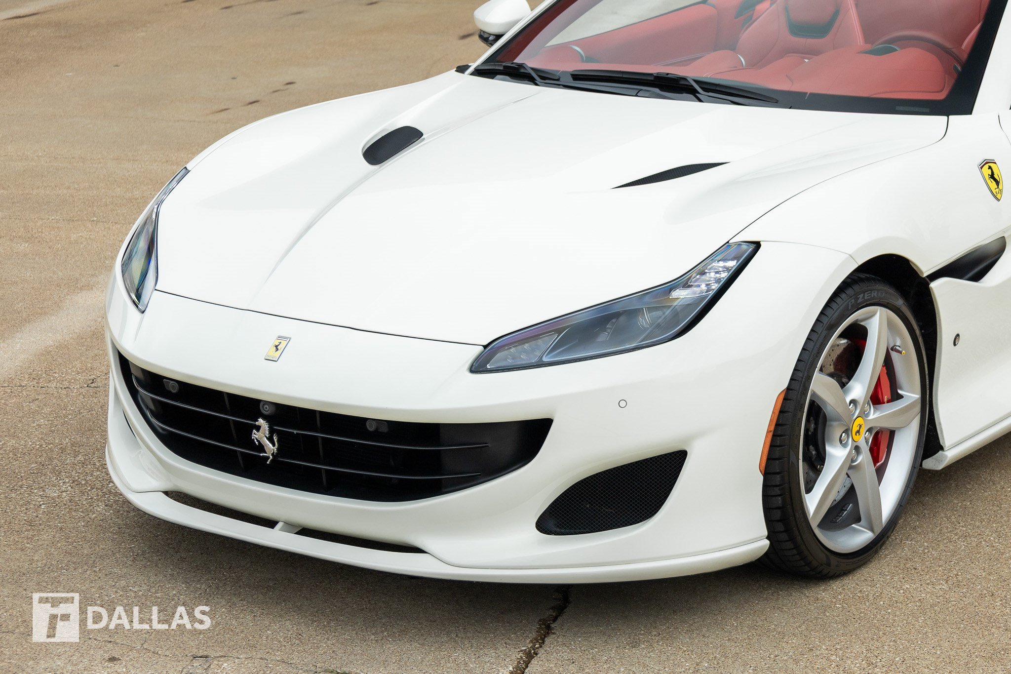 Used 2019 Ferrari Portofino RWD image 7
