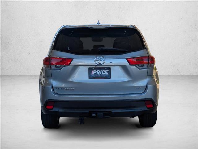 Used 2018 Toyota Highlander XLE image 6