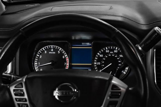 Used 2019 Nissan Titan PRO-4X AWD/4WD image 19
