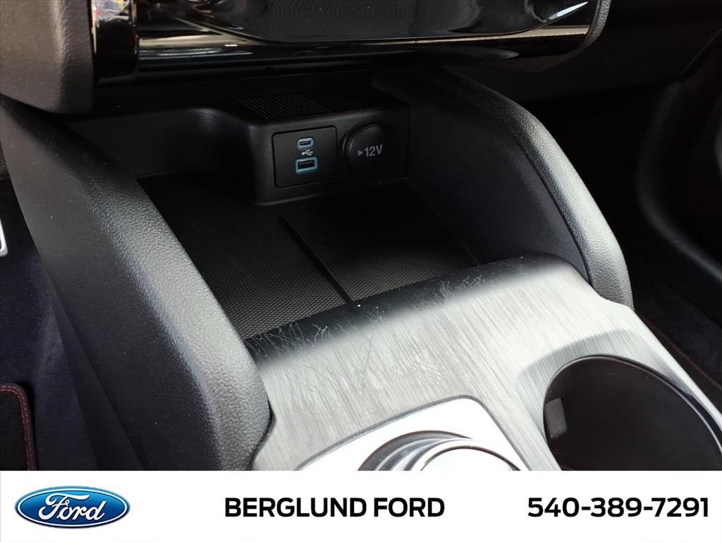 Used 2023 Ford Escape ST-Line w/ Tech Pack #1 image 31