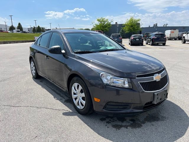 Used 2014 Chevrolet Cruze LS FWD image 1