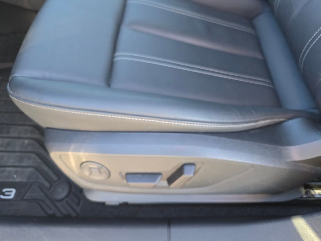 Used 2025 Audi A3 2.0T Premium Plus w/ Premium Plus Package image 13