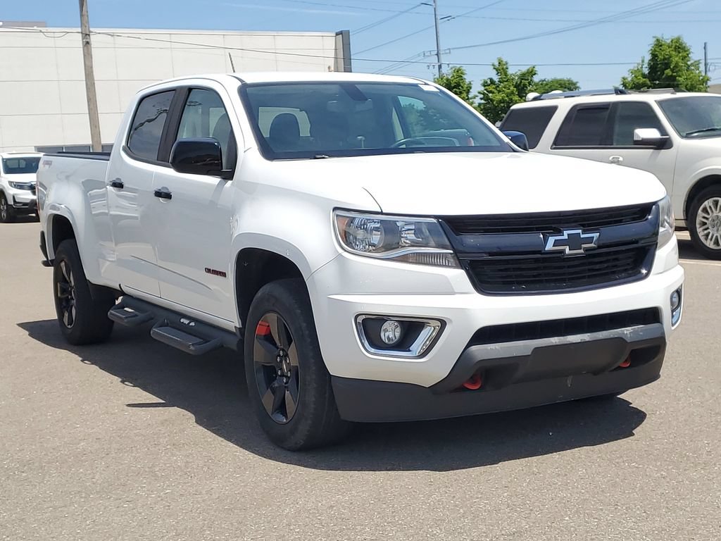 Used 2018 Chevrolet Colorado LT w/ Redline Special Edition AWD/4WD image 4