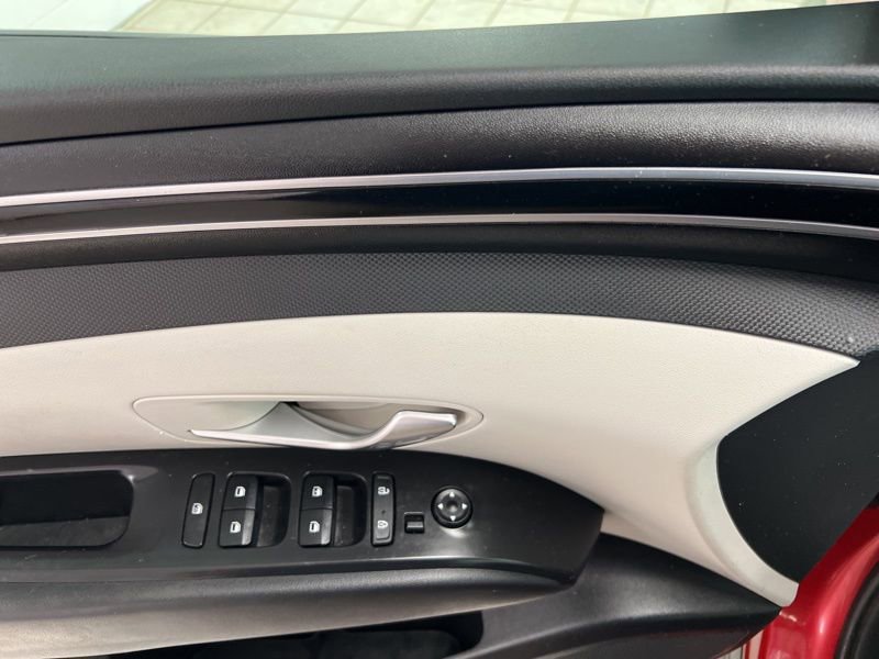 Used 2022 Hyundai Tucson SE AWD/4WD image 19