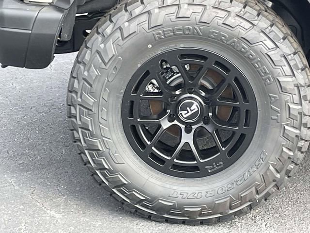 New 2025 Ford Bronco Badlands AWD/4WD image 36