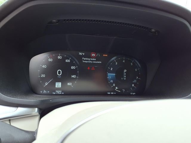 Used 2020 Volvo V60 T5 Cross Country image 15