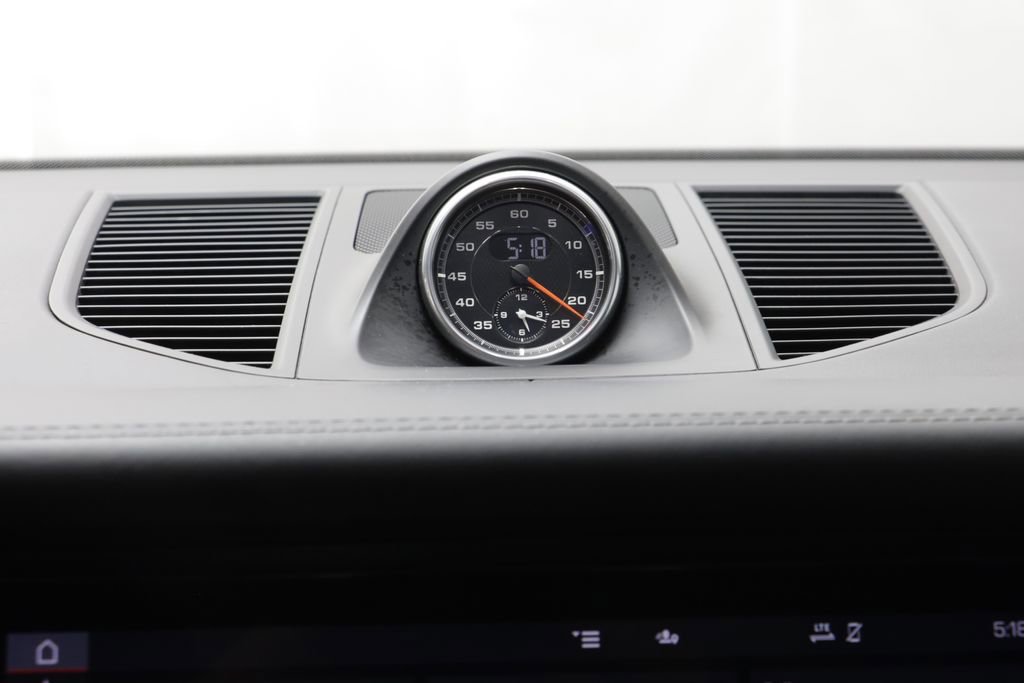 Used 2020 Porsche Macan S AWD/4WD image 13