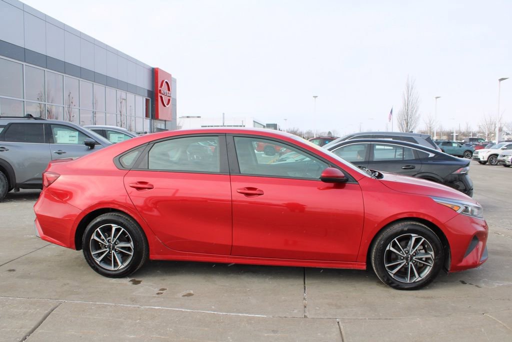 Used 2024 Kia Forte LXS image 6