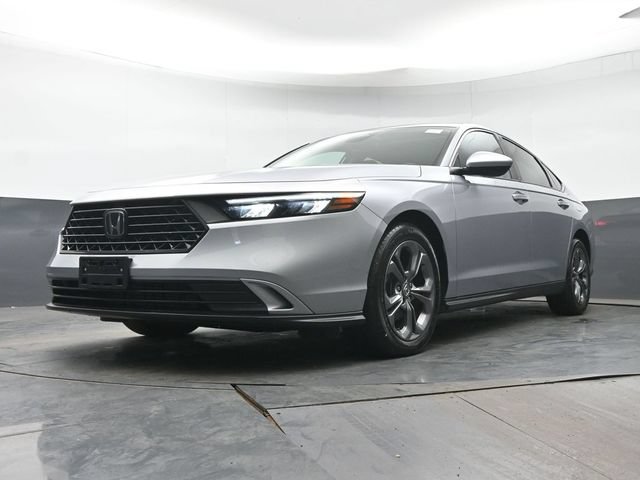 Used 2023 Honda Accord EX image 25