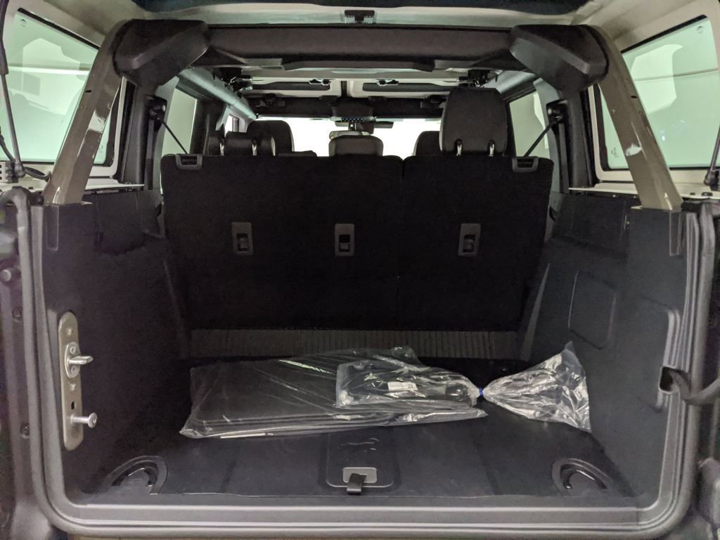 New 2025 Ford Bronco Badlands image 25