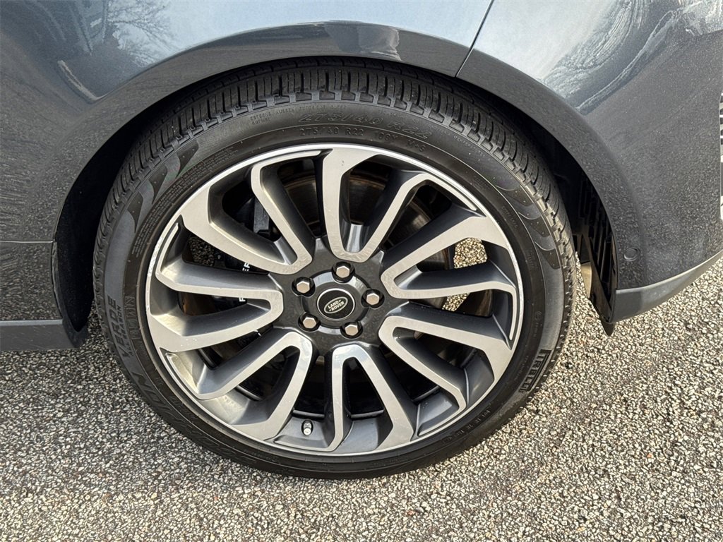 Used 2019 Land Rover Range Rover Long Wheelbase Supercharged image 12