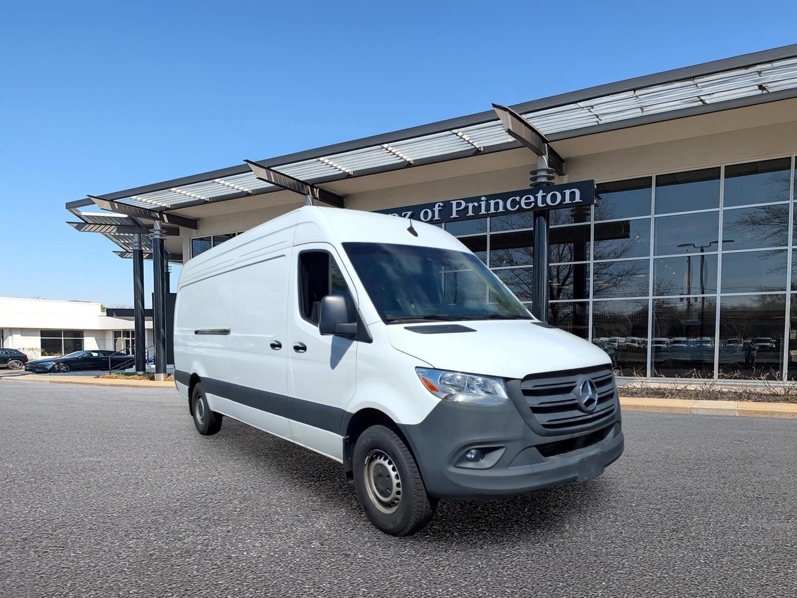 Used 2024 Mercedes-Benz Sprinter 2500 image 1