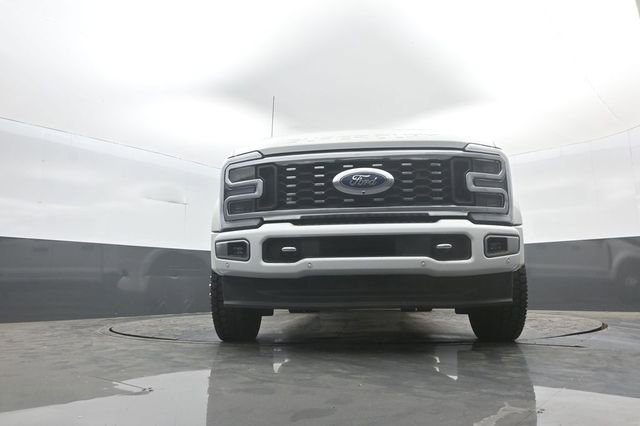Certified 2024 Ford F450 Platinum w/ FX4 Off-Road Package AWD/4WD image 29